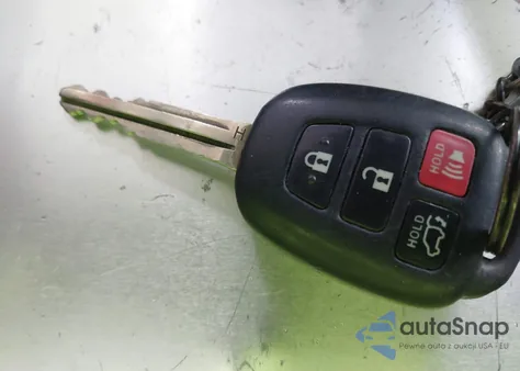 2015 Toyota Highlander Le Plus V6 from USA, damaged, VIN 5TDBKRFH4FS218260